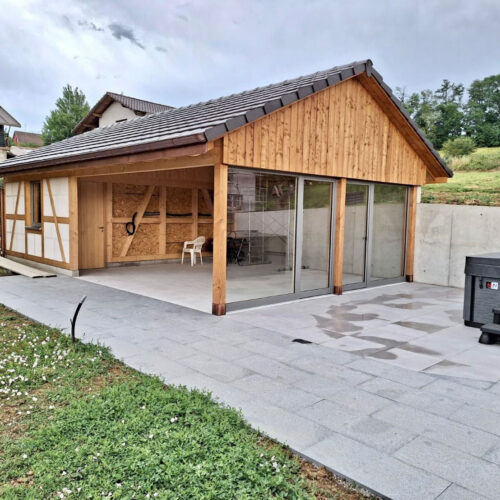 Abri de jardin avec colombages - deux espaces