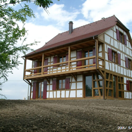 Construction d'une maison alsacienne à colombages