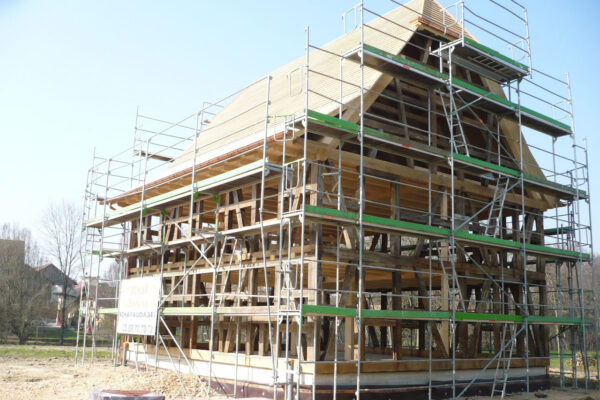 Construction d'une maison alsacienne en colombages