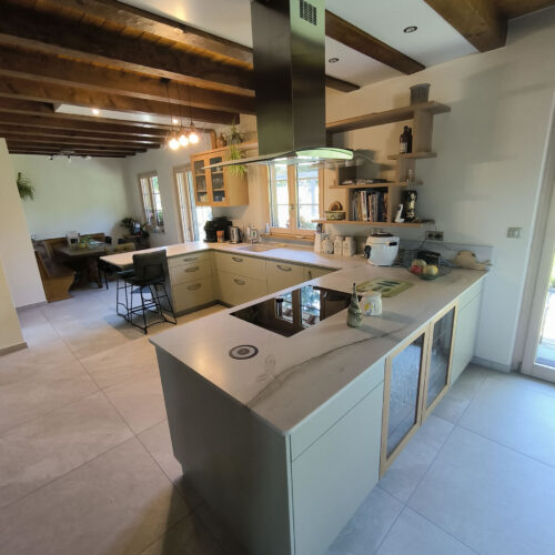 Cuisine sur mesure par le menuisier Dattler
