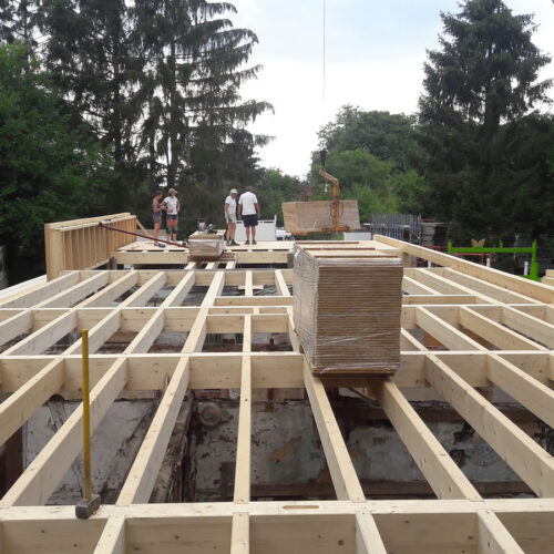 Renovation complète d'une maison ancienne, avec extension structure bois et charpente complète