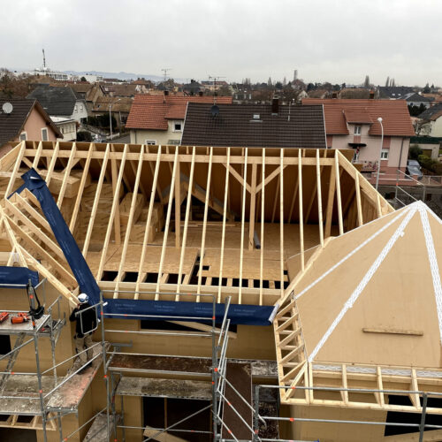 Charpente sur maison à ossature bois