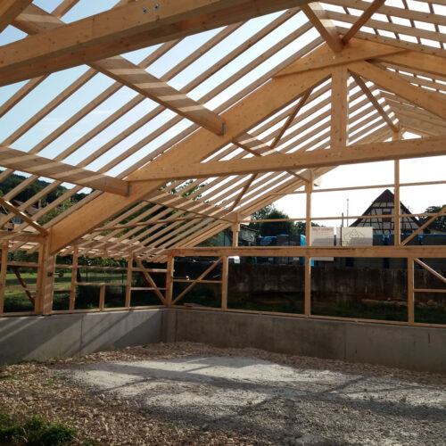 Construction d'un hangar structure bois