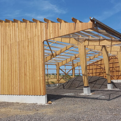 Construction de deux hangars agricoles structure bois