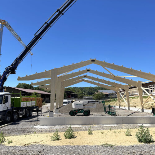 Construction de deux hangars agricoles structure bois