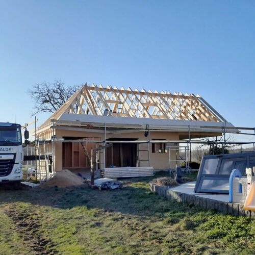 Construction d'un garage / arbi de jardin structure bois