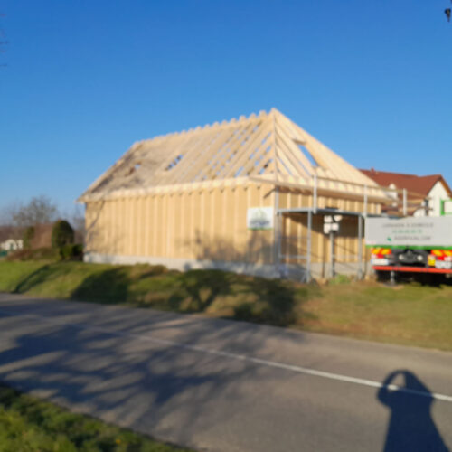 Construction d'un garage / arbi de jardin structure bois