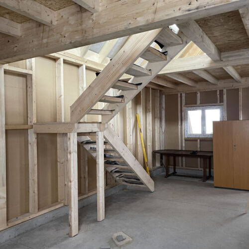 Construction d'un garage / arbi de jardin structure bois