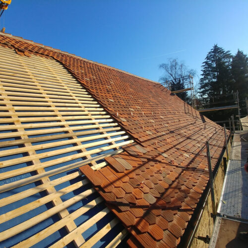 Rénovation de la toiture d&rsquo;une Eglise du 12e siècle à Feldbach