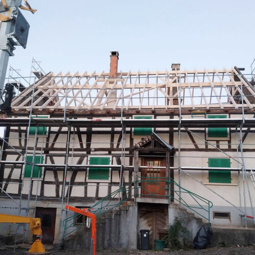 Rénovation de la charpente d'une maison alsacienne dans le Sundgau