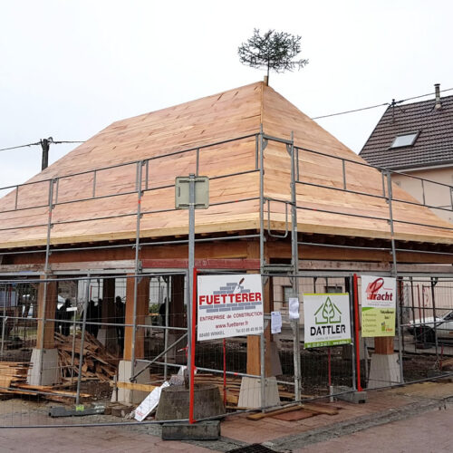 Construction d'une halle de marché - charpente traditionnelle, à Durmenach