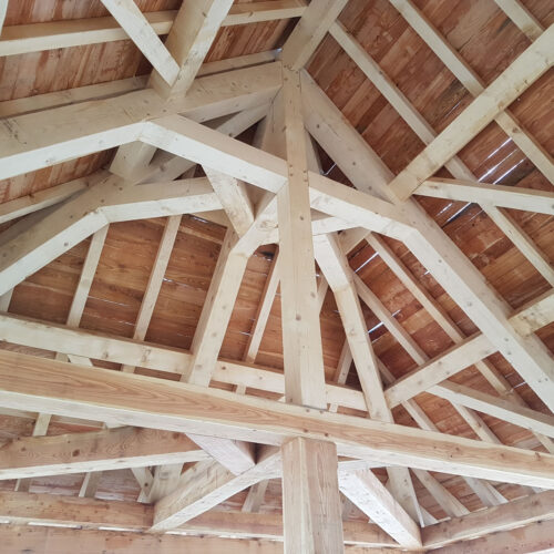 Construction d'une halle de marché - charpente traditionnelle, à Durmenach
