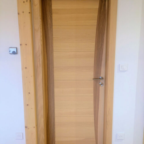 Porte intérieure sur mesure en frêne