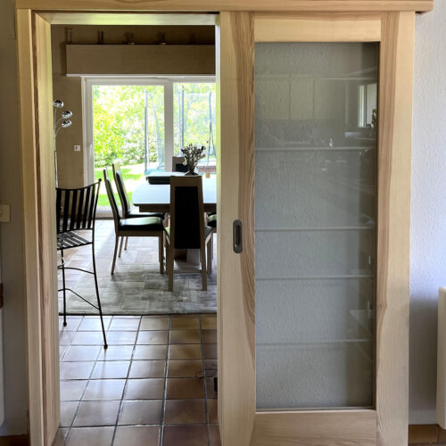 Fabrication de portes vitrées intérieures sur mesure