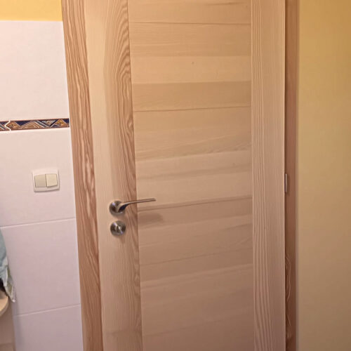 Porte intérieure bois massif pleine