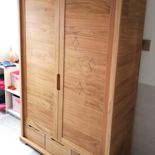 Armoire bois chambre enfant sur mesure