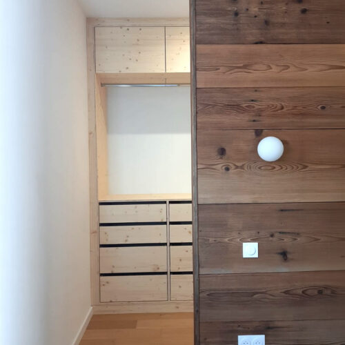 Dressing sur mesure intégré dans la chambre
