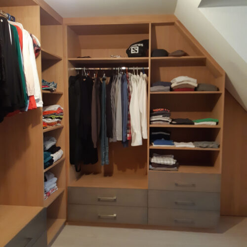 Dressing sur mesure en bois