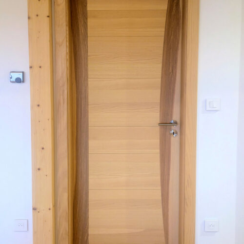 Porte intérieure sur mesure en frêne